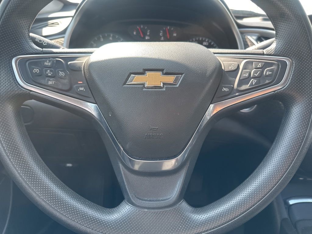 Used 2025 Chevrolet Malibu LT image 24