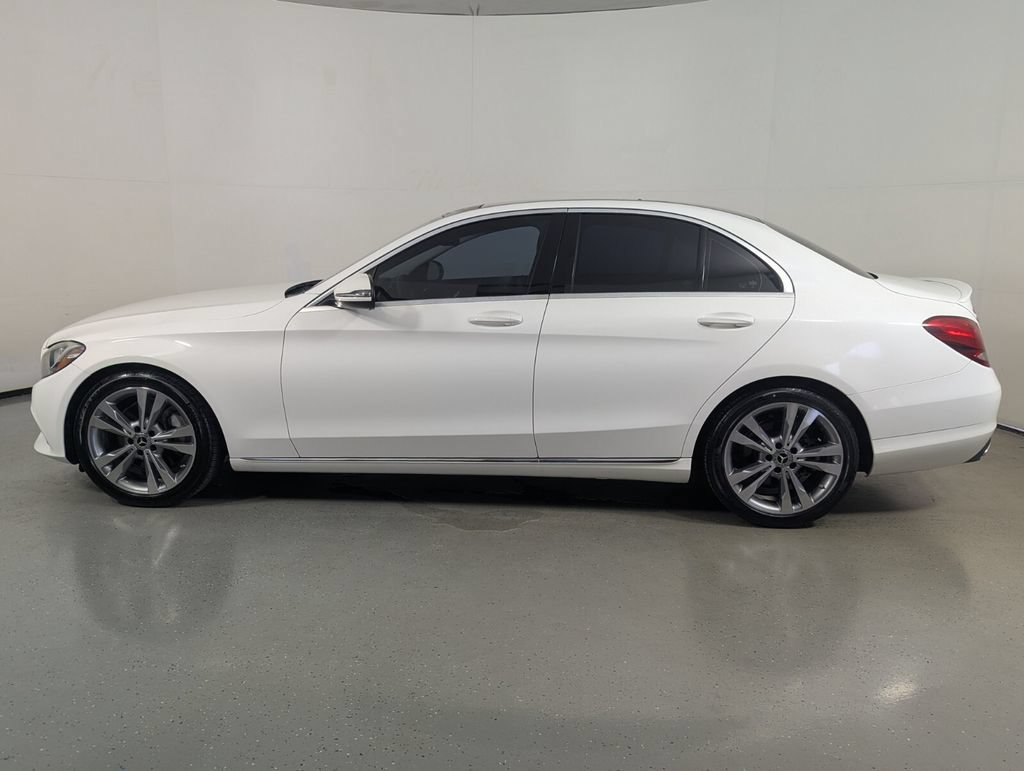 Used 2017 Mercedes-Benz C 300 Sedan image 4