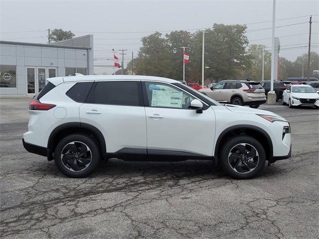 New 2026 Nissan Rogue SV image 4