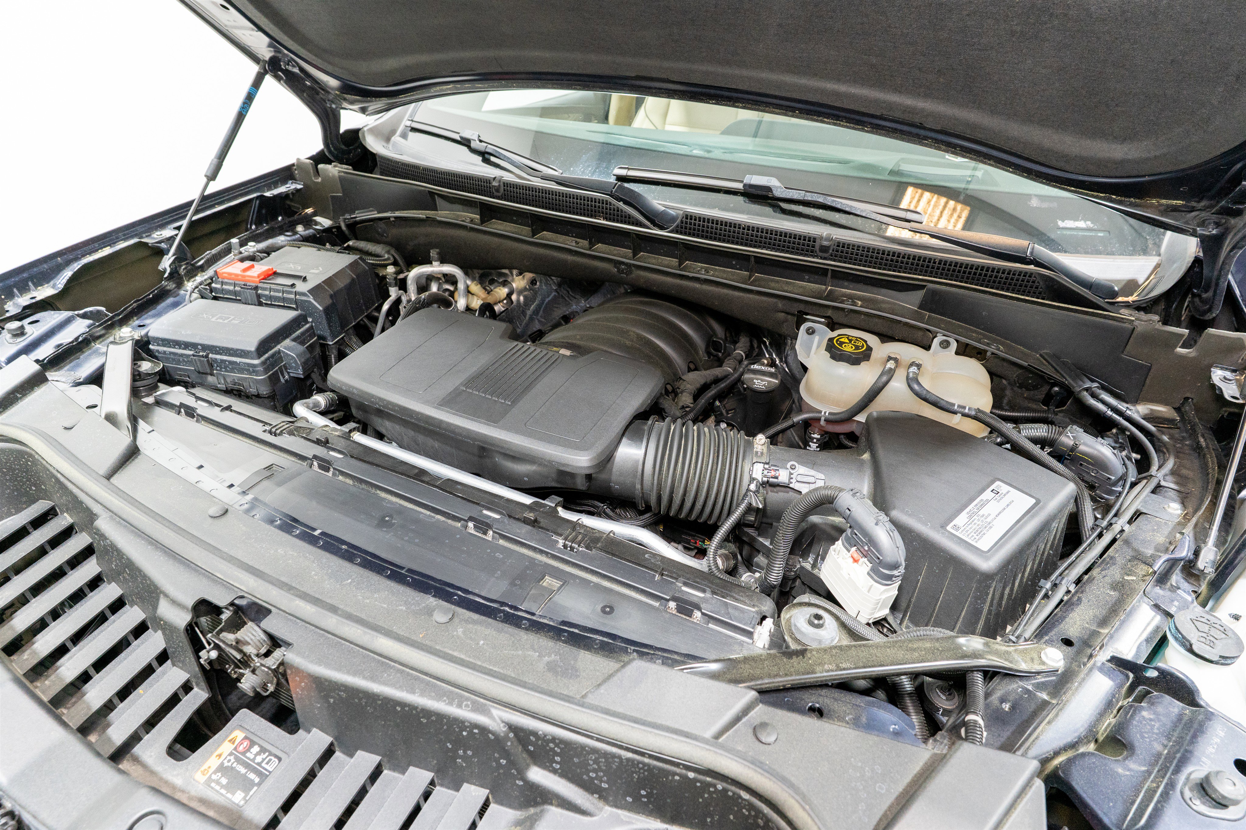 Used 2021 Cadillac Escalade Premium Luxury w/ Driver Assist Tech Package image 41