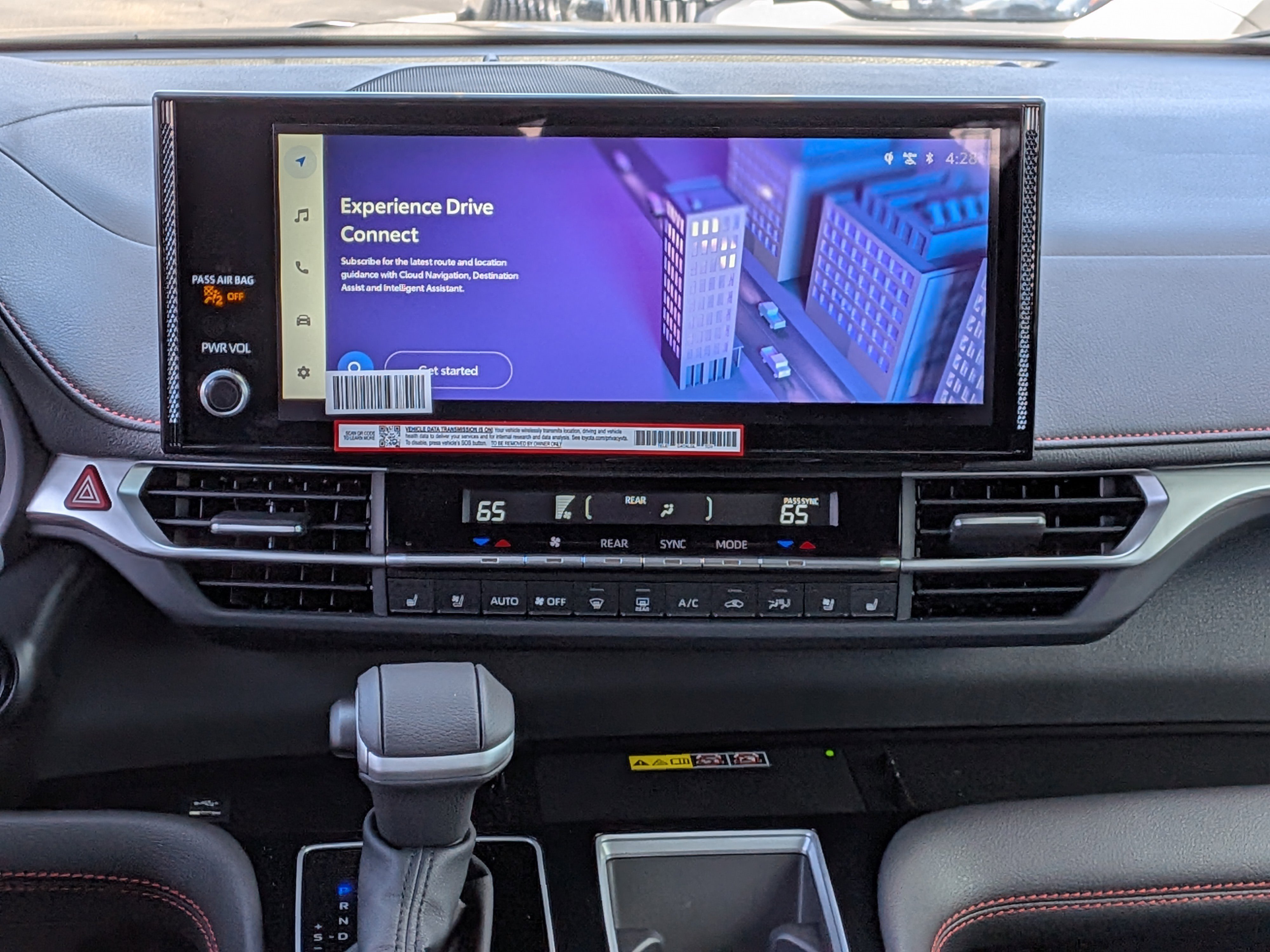Used 2025 Toyota Sienna XSE w/ XSE Premium Package AWD/4WD image 3