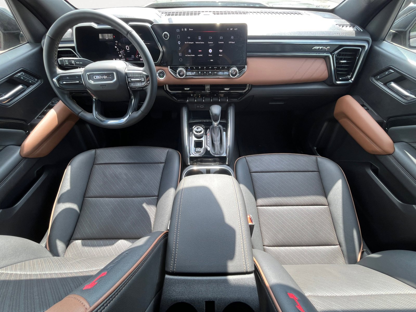 Used 2023 GMC Canyon AT4 w/ AT4 Premium Package image 3