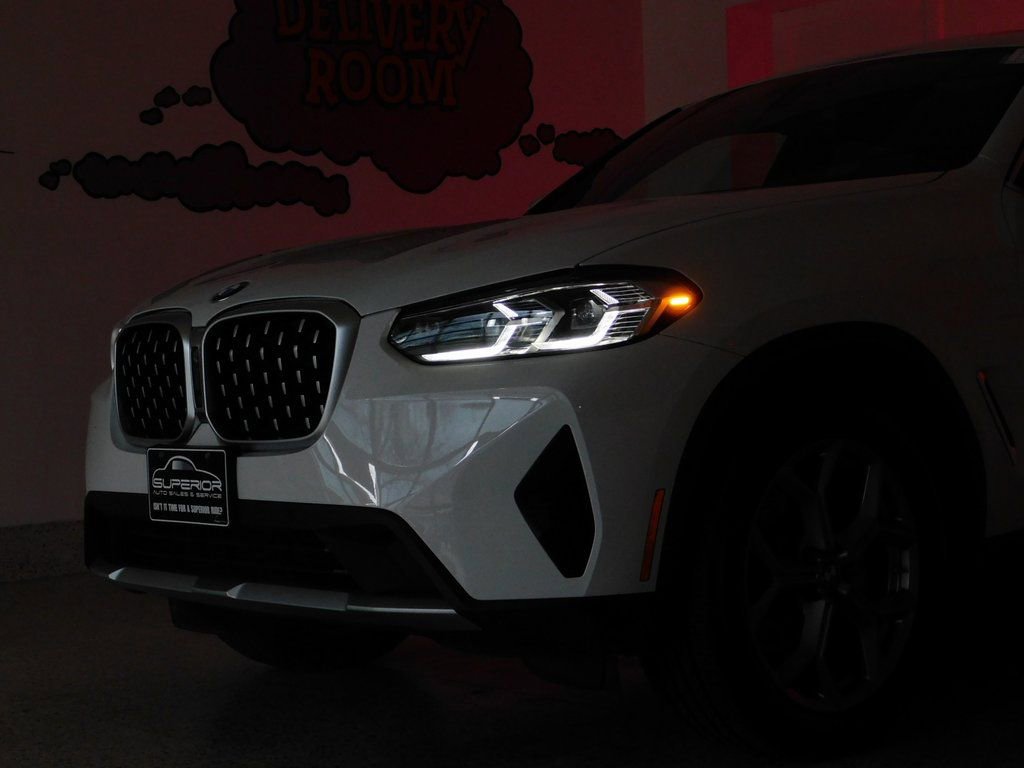 Used 2023 BMW X4 xDrive30i image 15