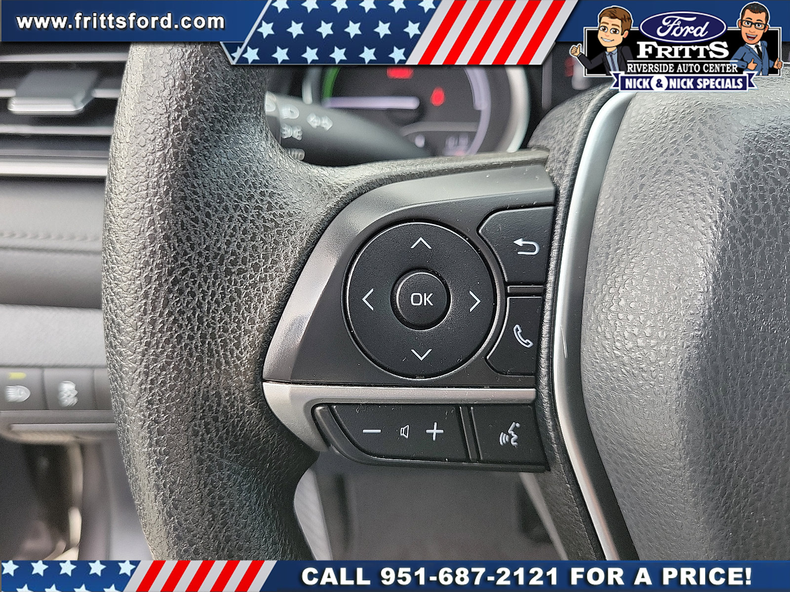 Used 2021 Toyota Camry LE FWD image 6