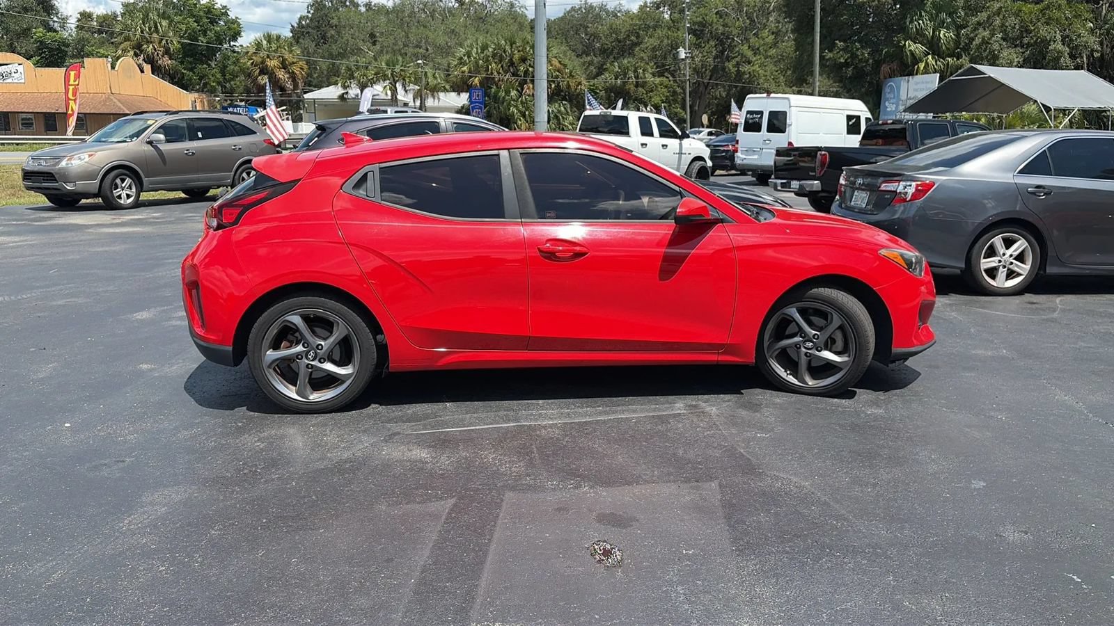 Used 2019 Hyundai Veloster 2.0 FWD image 7