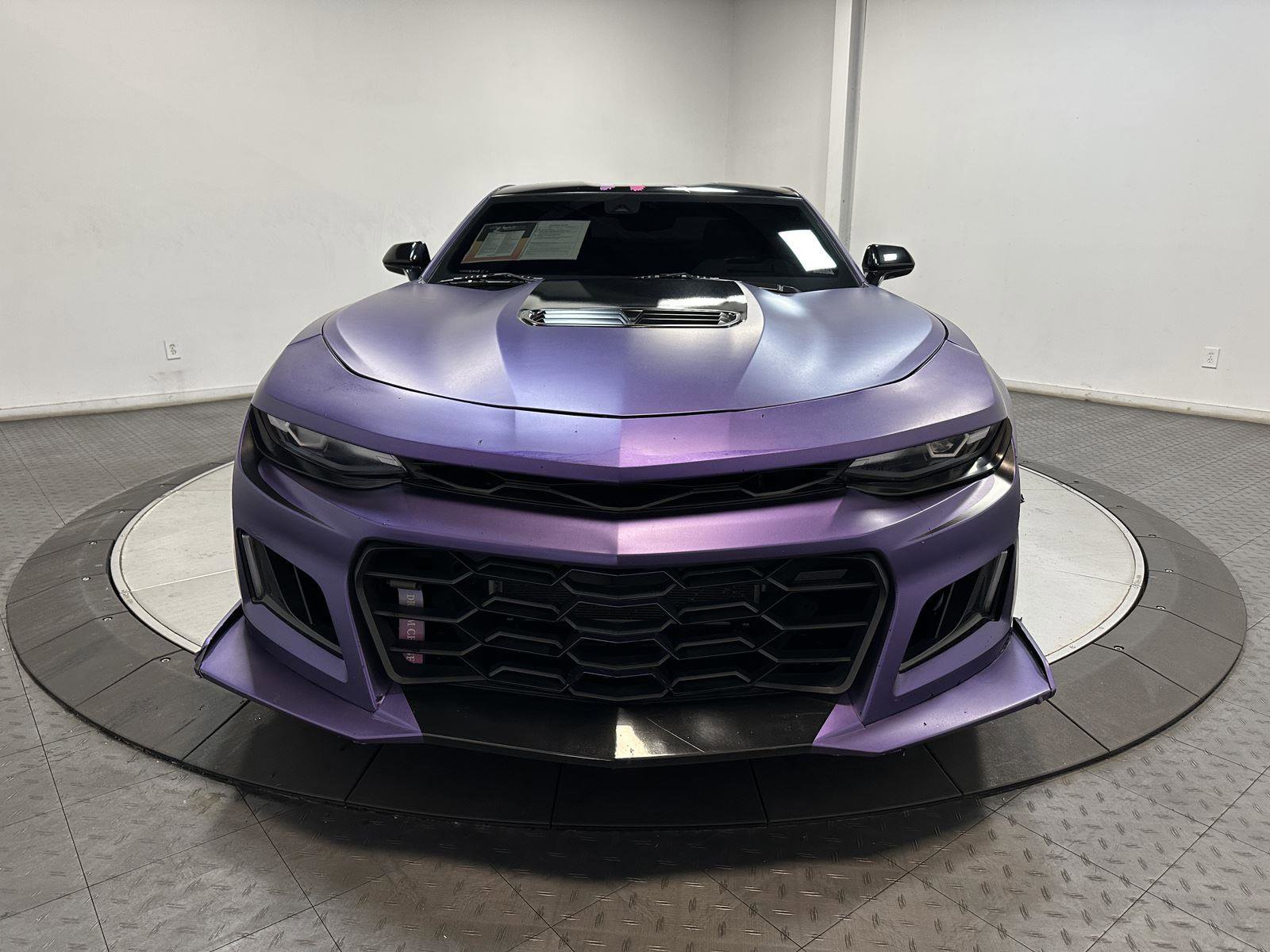 Used 2024 Chevrolet Camaro LT RWD image 4