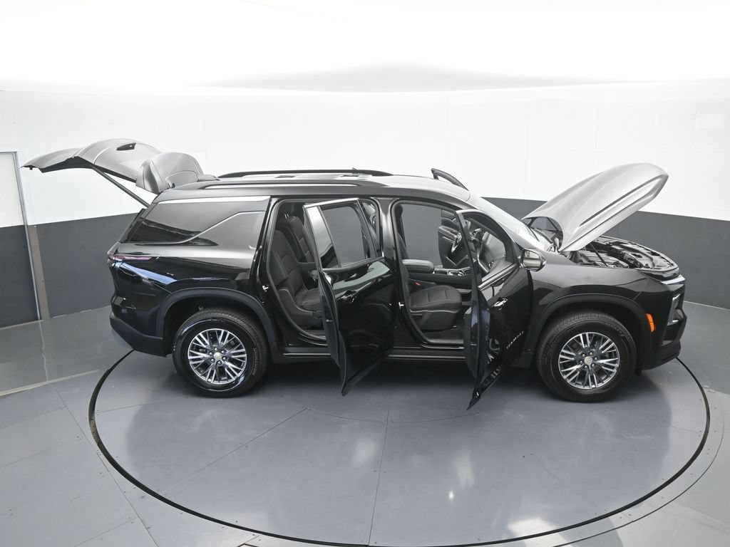 Used 2026 Chevrolet Traverse LT FWD image 69