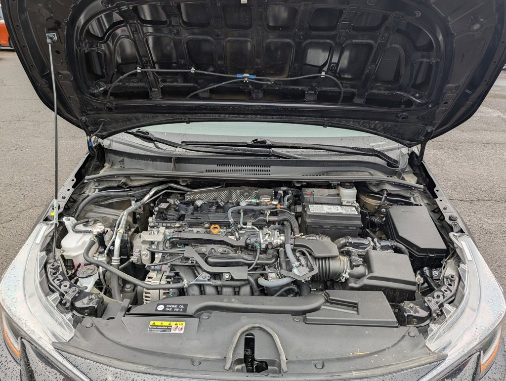 Used 2024 Toyota Corolla LE image 32