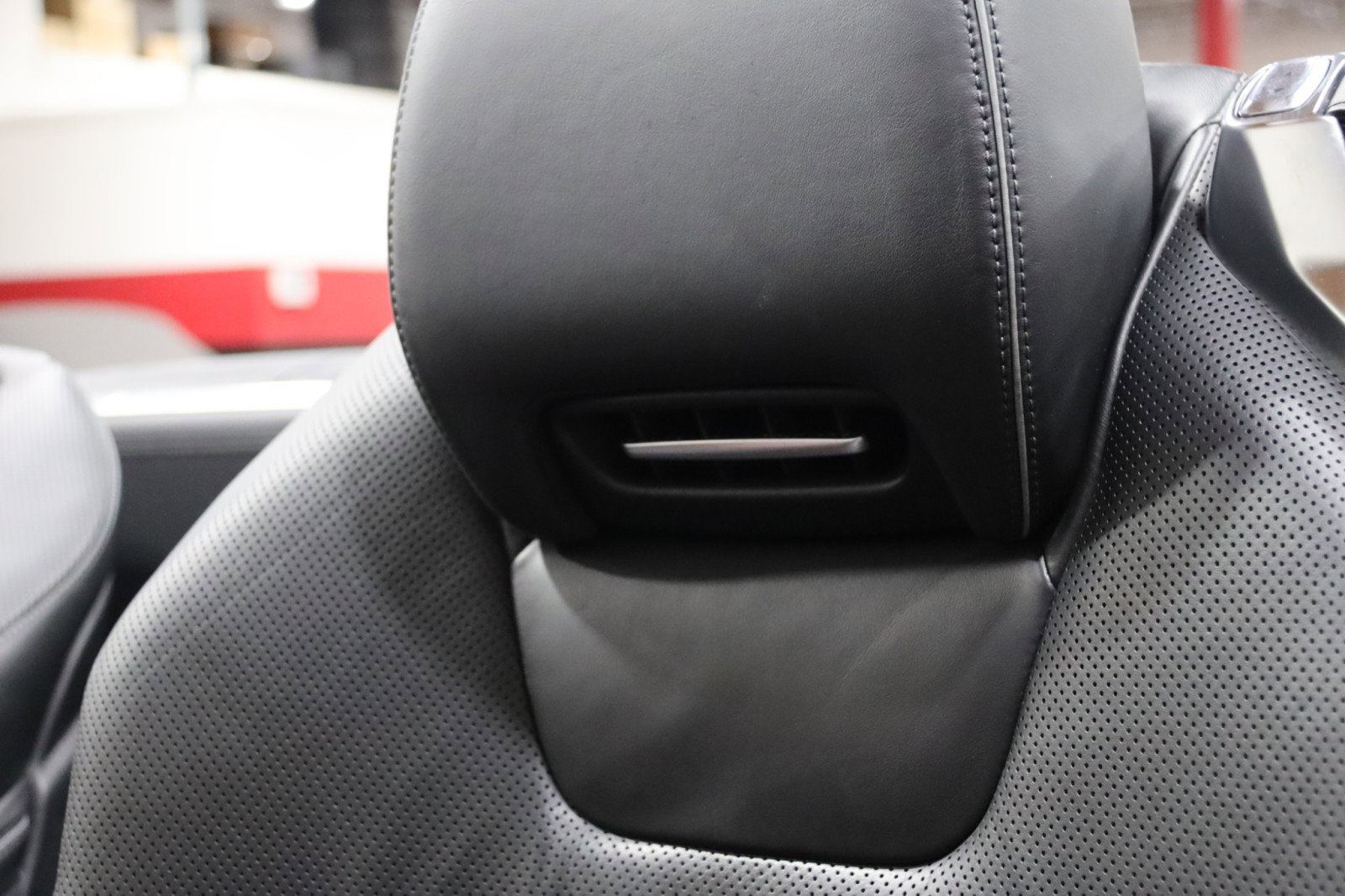 Used 2013 Mercedes-Benz SL 550 image 44