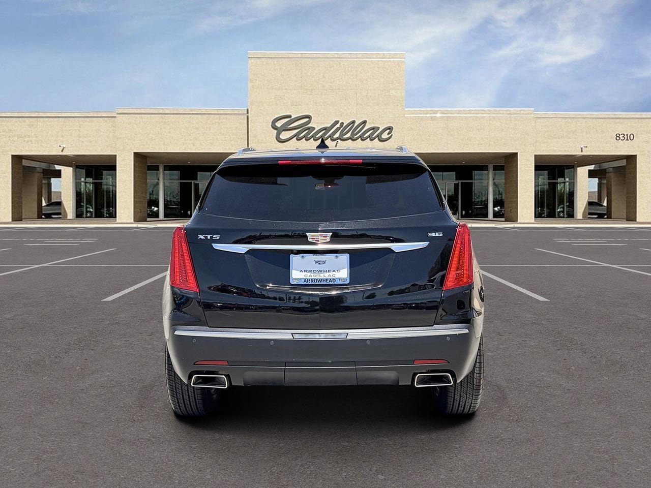 Used 2017 Cadillac XT5 FWD image 6