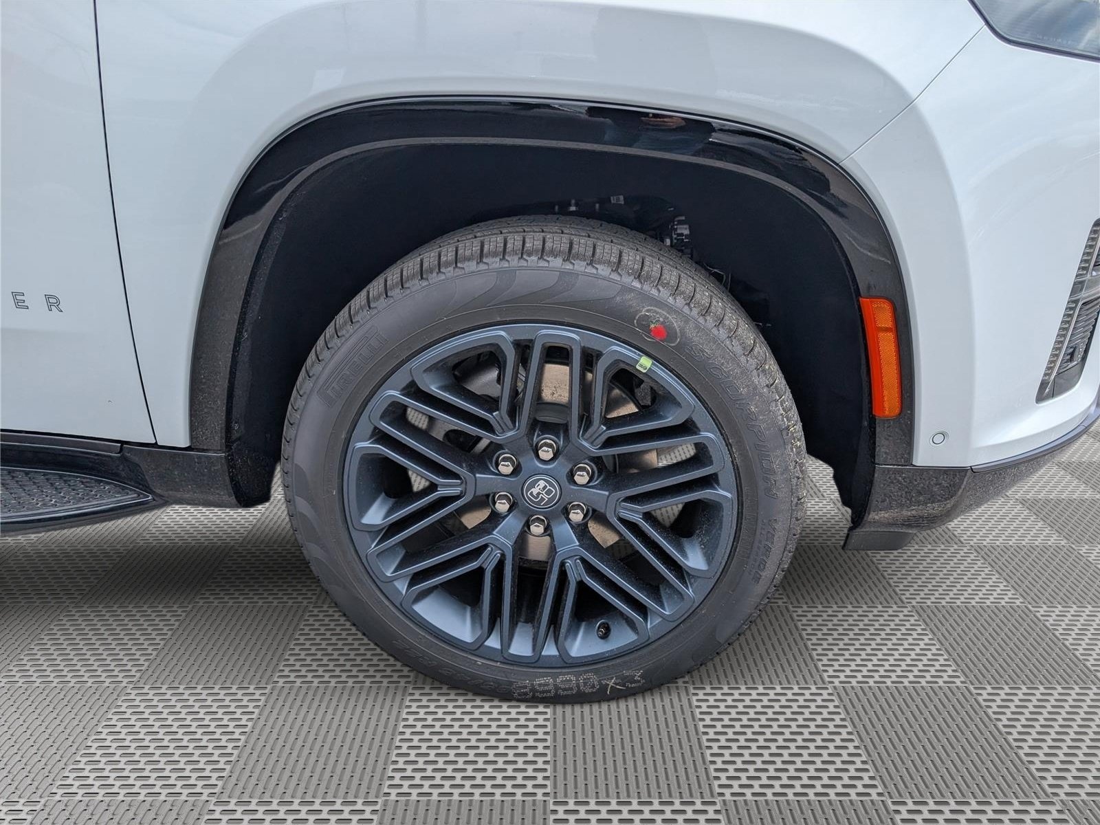 New 2026 Jeep Grand Wagoneer 4WD image 5