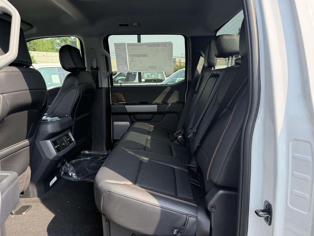New 2026 Ford F250 Lariat w/ FX4 Off-Road Package AWD/4WD image 12