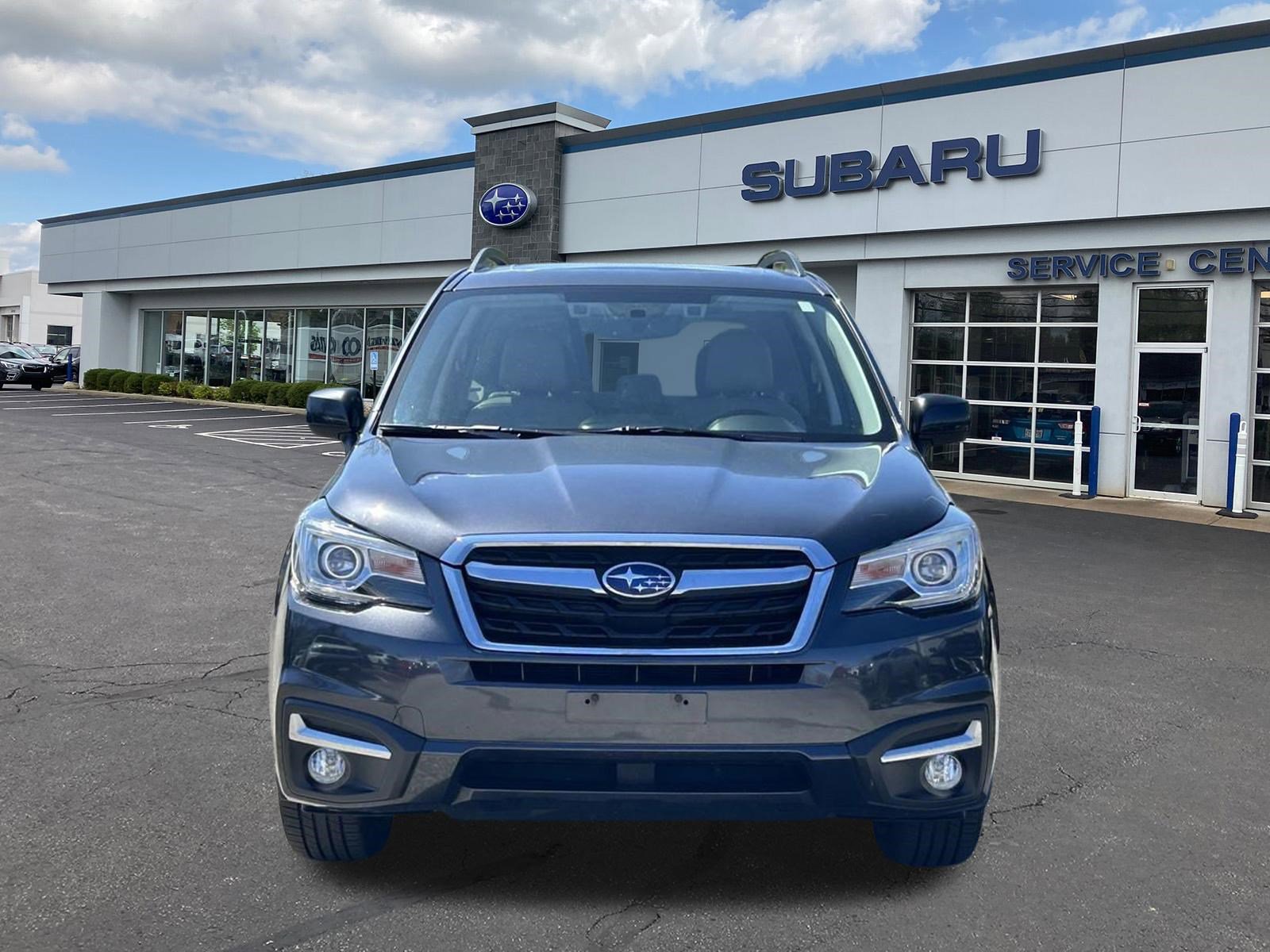 Used 2018 Subaru Forester 2.5i Limited AWD/4WD image 2