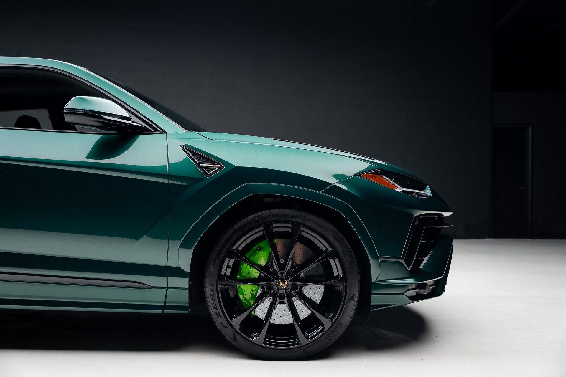 Used 2024 Lamborghini Urus S AWD/4WD image 39