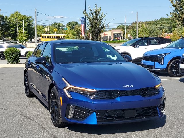 New 2027 Kia K5 GT-Line FWD image 3