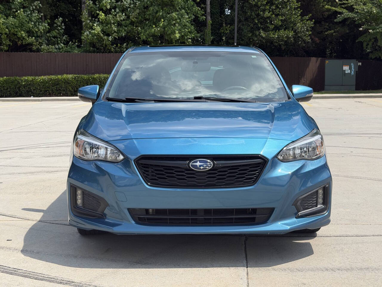 Used 2017 Subaru Impreza 2.0i Sport AWD/4WD image 2