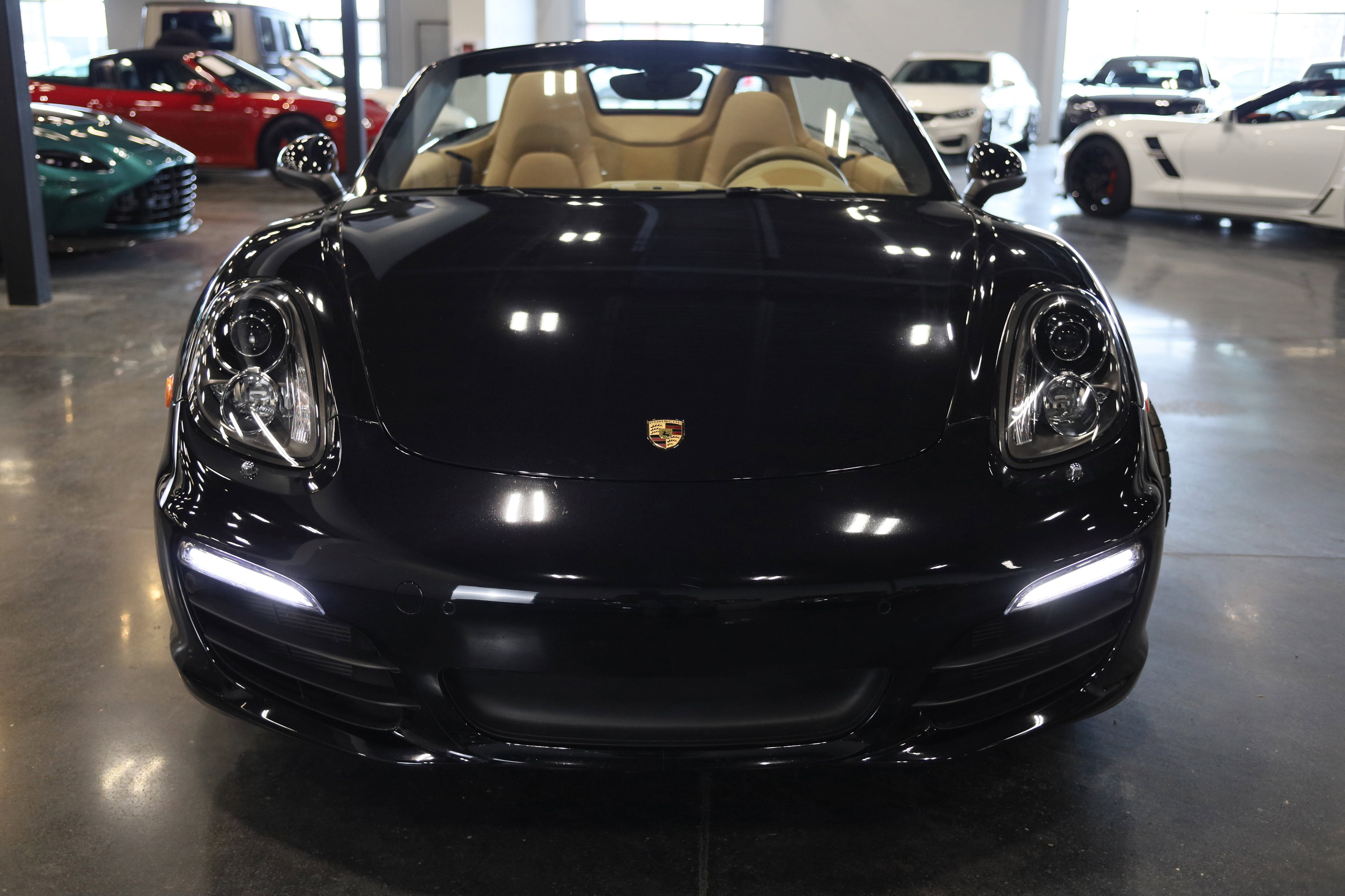 Used 2015 Porsche Boxster S image 2