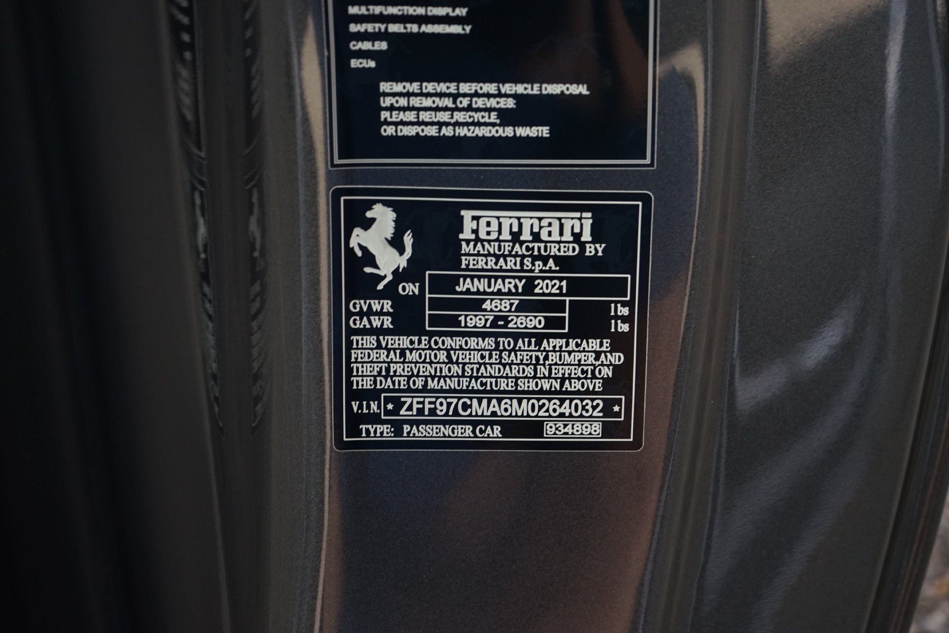 Used 2021 Ferrari 812 GTS RWD image 37