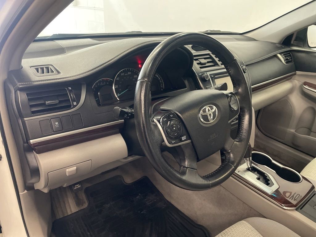 Used 2012 Toyota Camry XLE image 21
