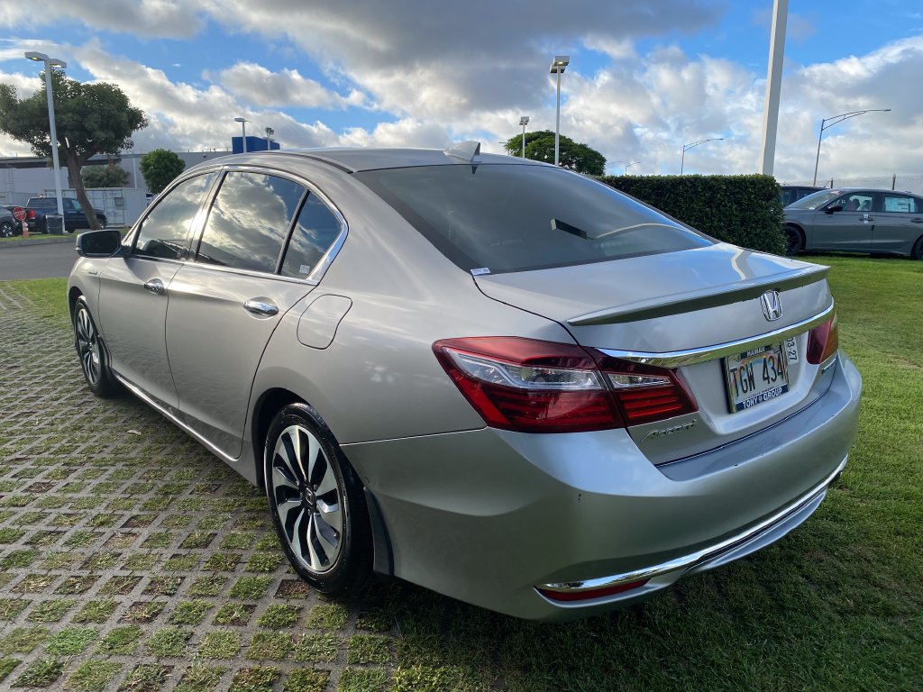 Used 2017 Honda Accord EX-L image 5