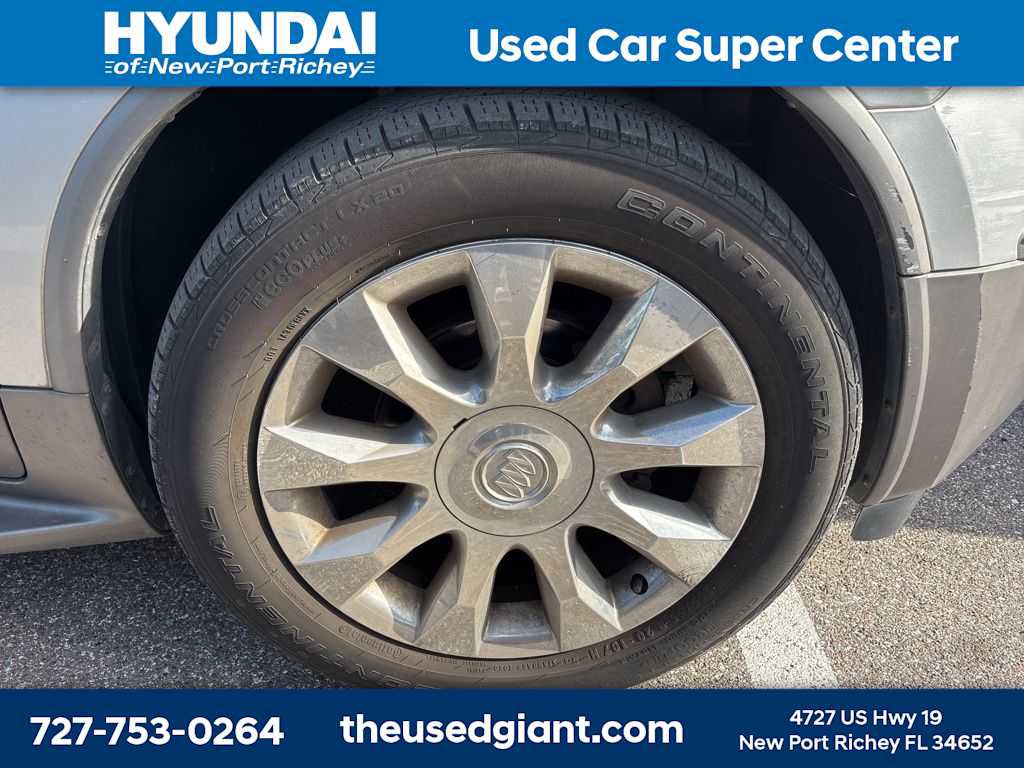 Used 2011 Buick Enclave CXL image 6