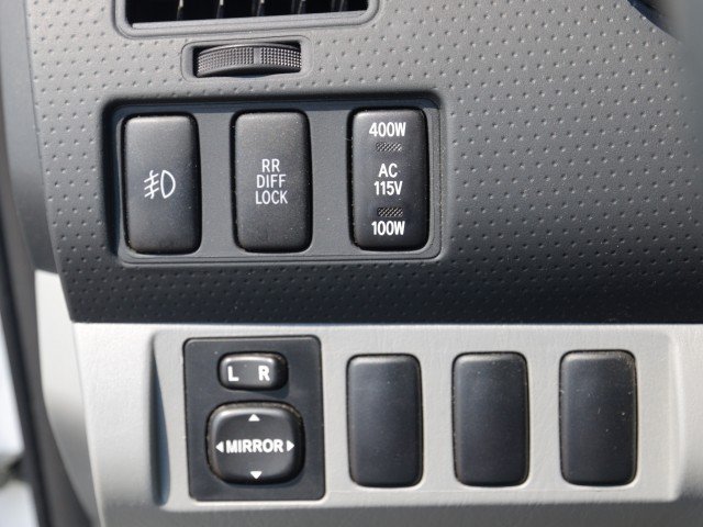 Used 2008 Toyota Tacoma PreRunner RWD image 17