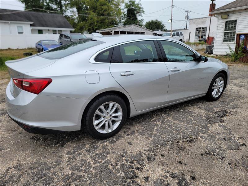 Used 2017 Chevrolet Malibu LT w/ Driver Confidence Package image 3