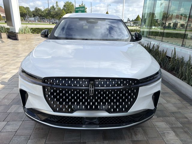 New 2026 Lincoln Nautilus Premier AWD/4WD image 6