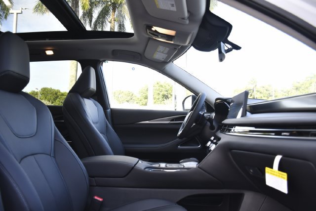 New 2027 INFINITI QX60 Luxe w/ Cargo Package FWD image 32