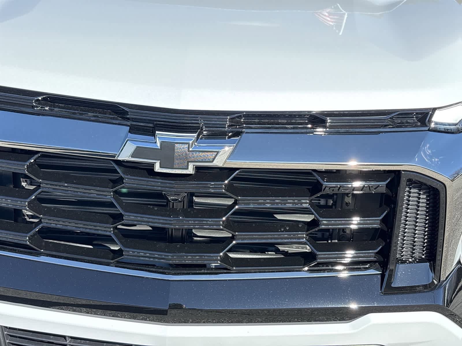New 2026 Chevrolet Equinox ACTIV w/ Convenience Package III AWD/4WD image 31