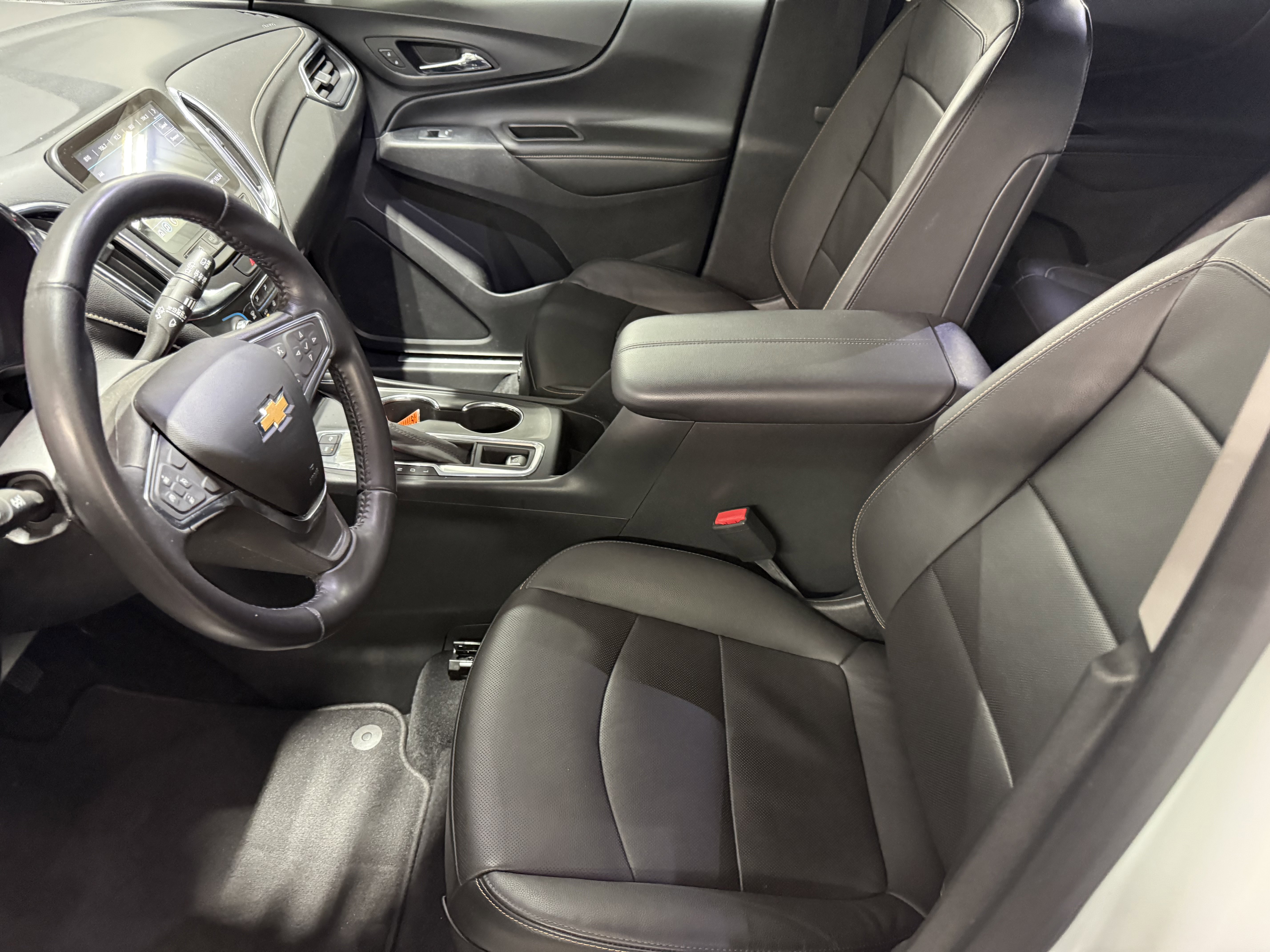 Used 2019 Chevrolet Equinox Premier image 18