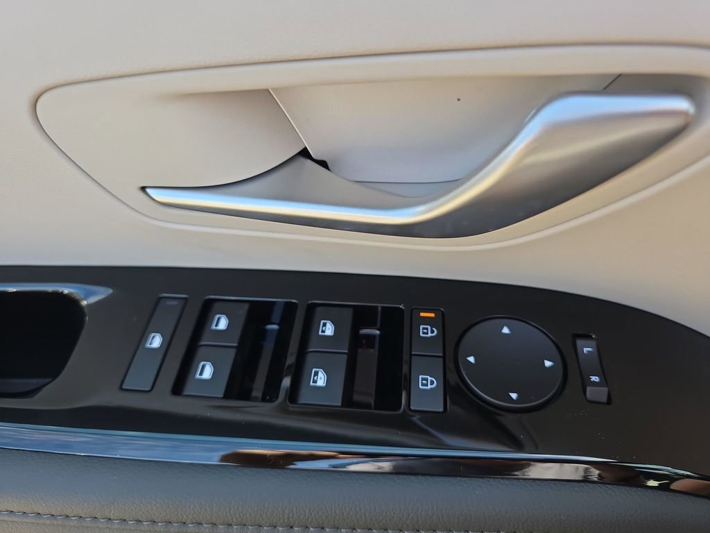 New 2025 Hyundai Tucson Limited image 34