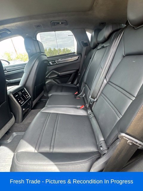 Used 2023 Porsche Cayenne GTS AWD/4WD image 19