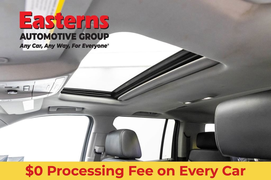 Used 2019 Chevrolet Suburban LT AWD/4WD image 39