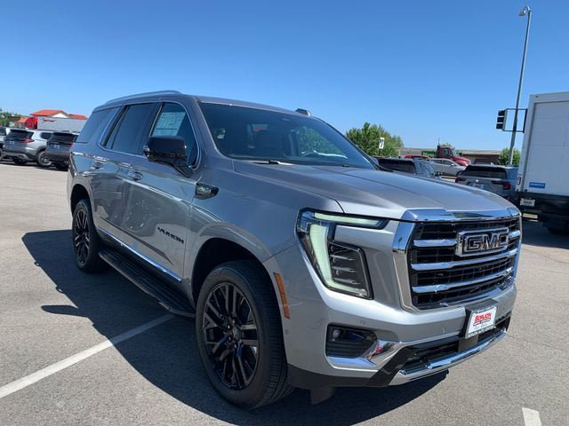 New 2026 GMC Yukon Elevation w/ LPO, Elevation Black Package AWD/4WD image 4