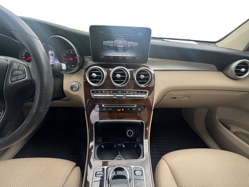 Used 2018 Mercedes-Benz GLC 300 image 13