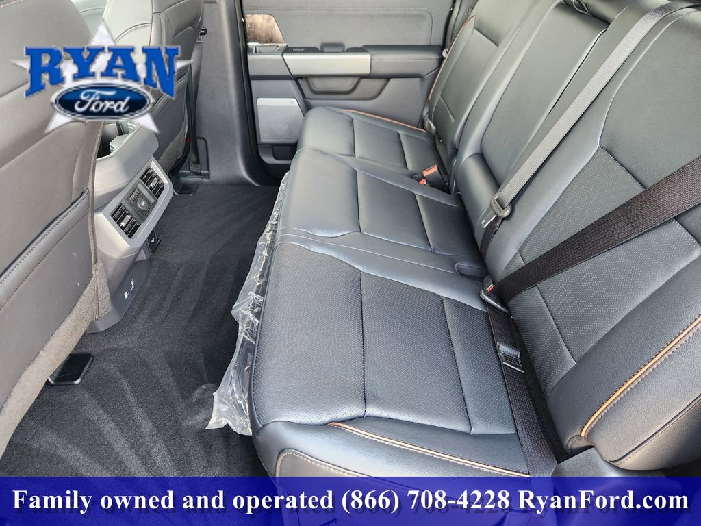 New 2026 Ford F250 Lariat w/ Black Appearance Package AWD/4WD image 22