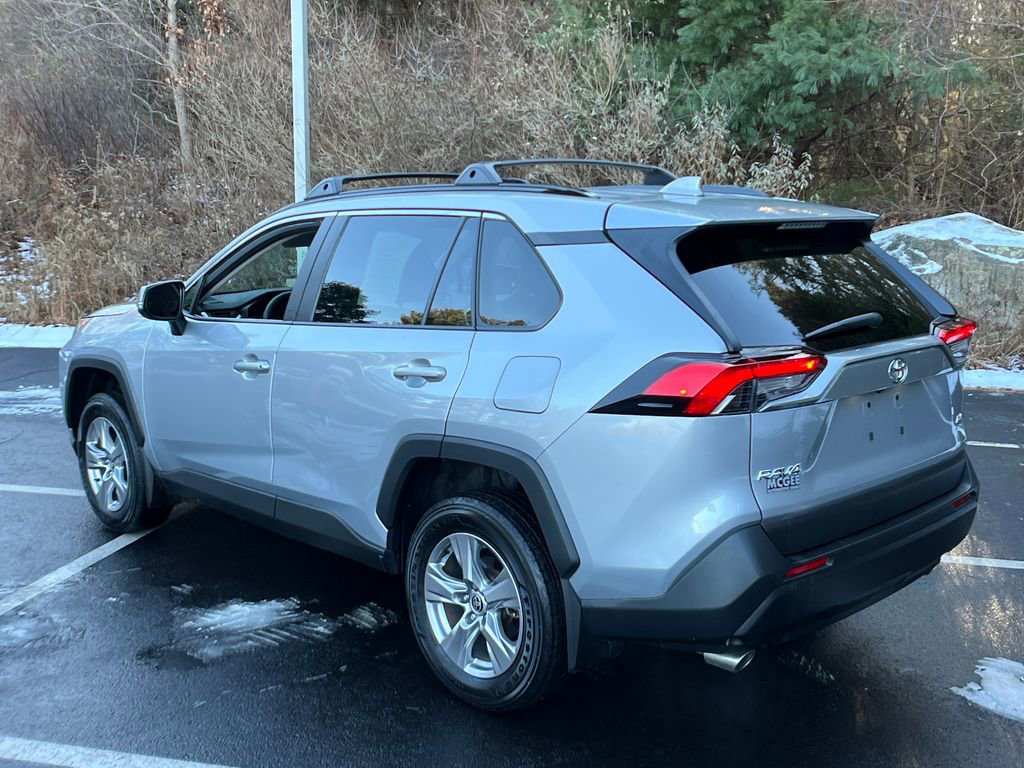 Used 2023 Toyota RAV4 XLE w/ Convenience Package image 3