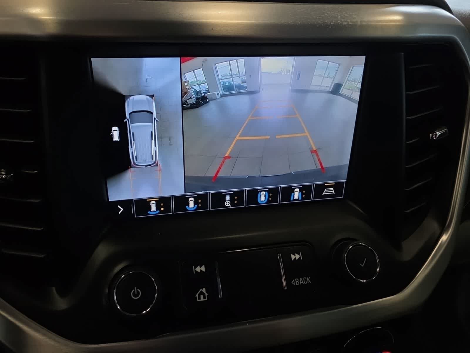 Used 2020 GMC Acadia SLT w/ GMC Pro Grade Package AWD/4WD image 32