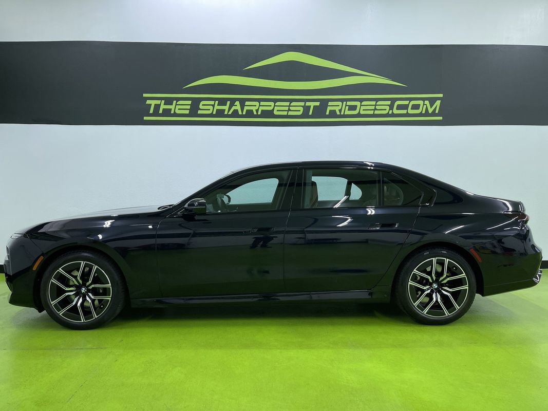 Used 2023 BMW 760i xDrive image 6