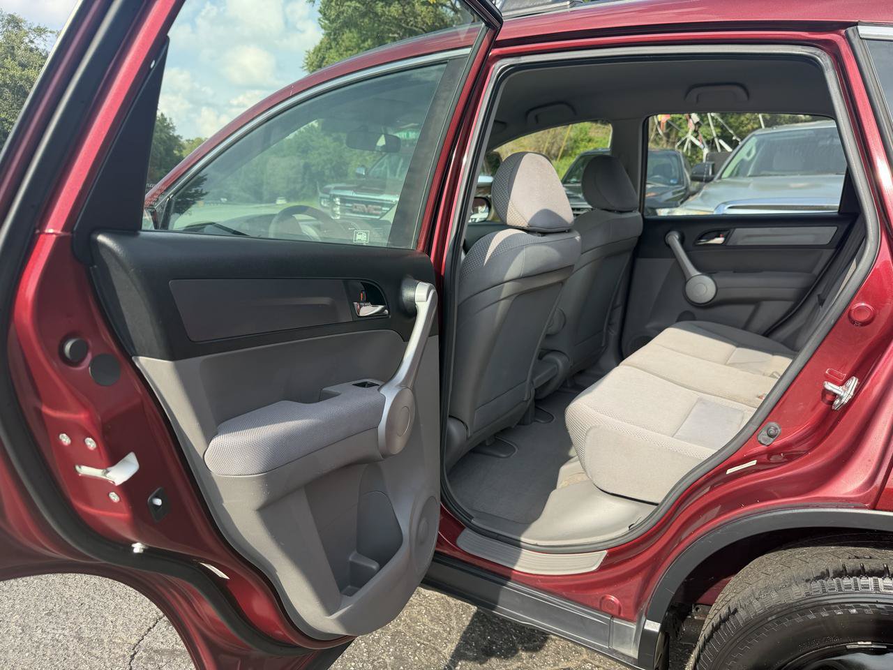 Used 2007 Honda CR-V LX image 18