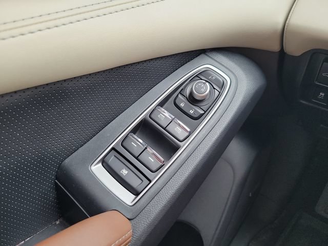 Used 2022 Subaru Ascent Touring AWD/4WD image 28