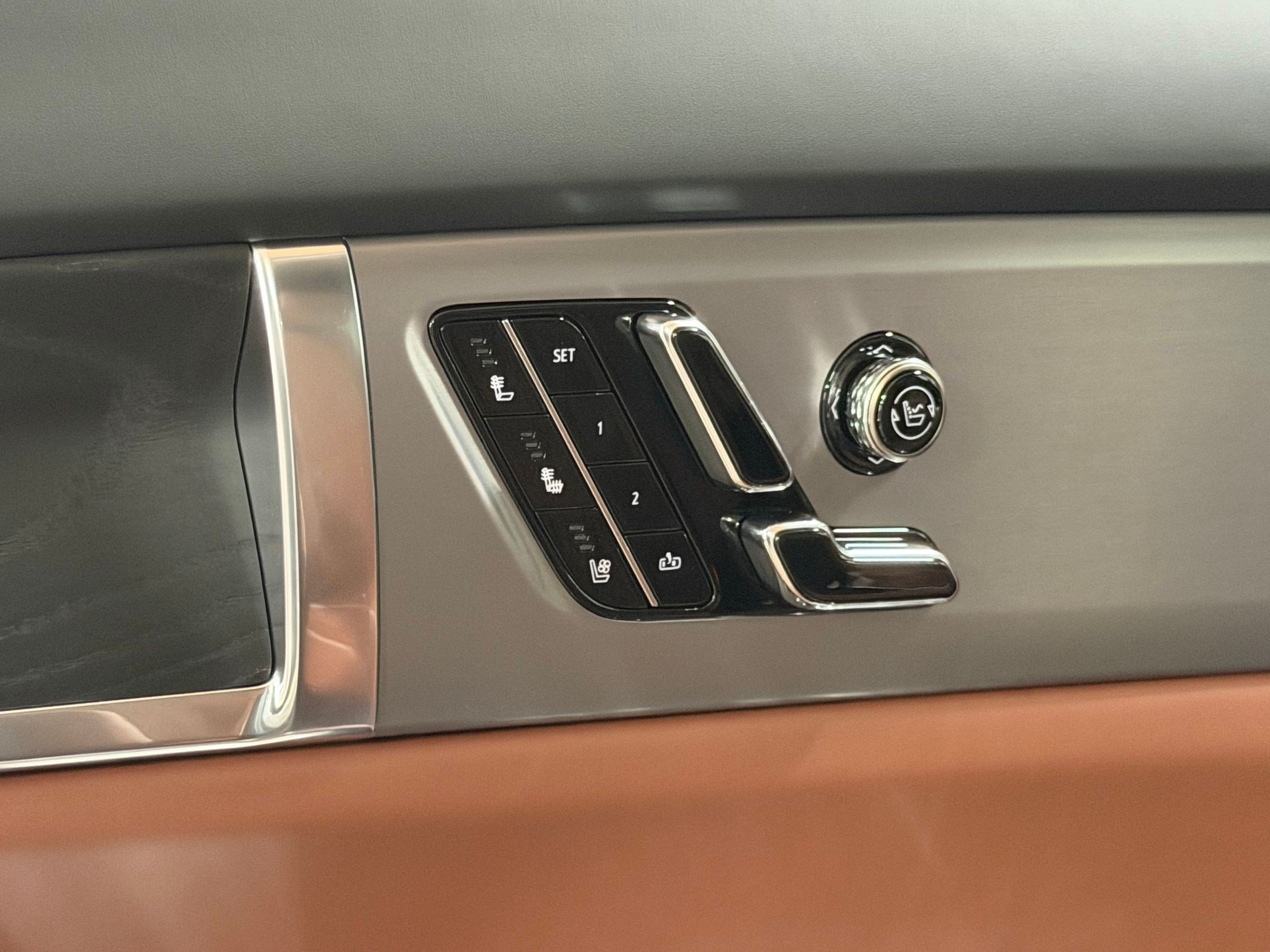 New 2026 Cadillac Vistiq Platinum AWD/4WD image 23