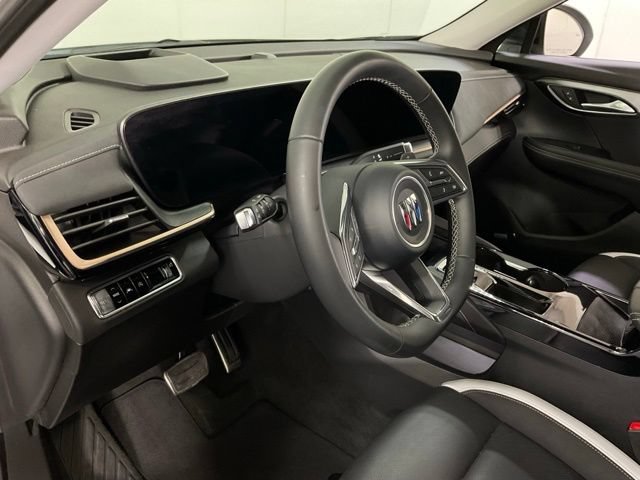 Used 2025 Buick Envision Sport Touring AWD/4WD image 20