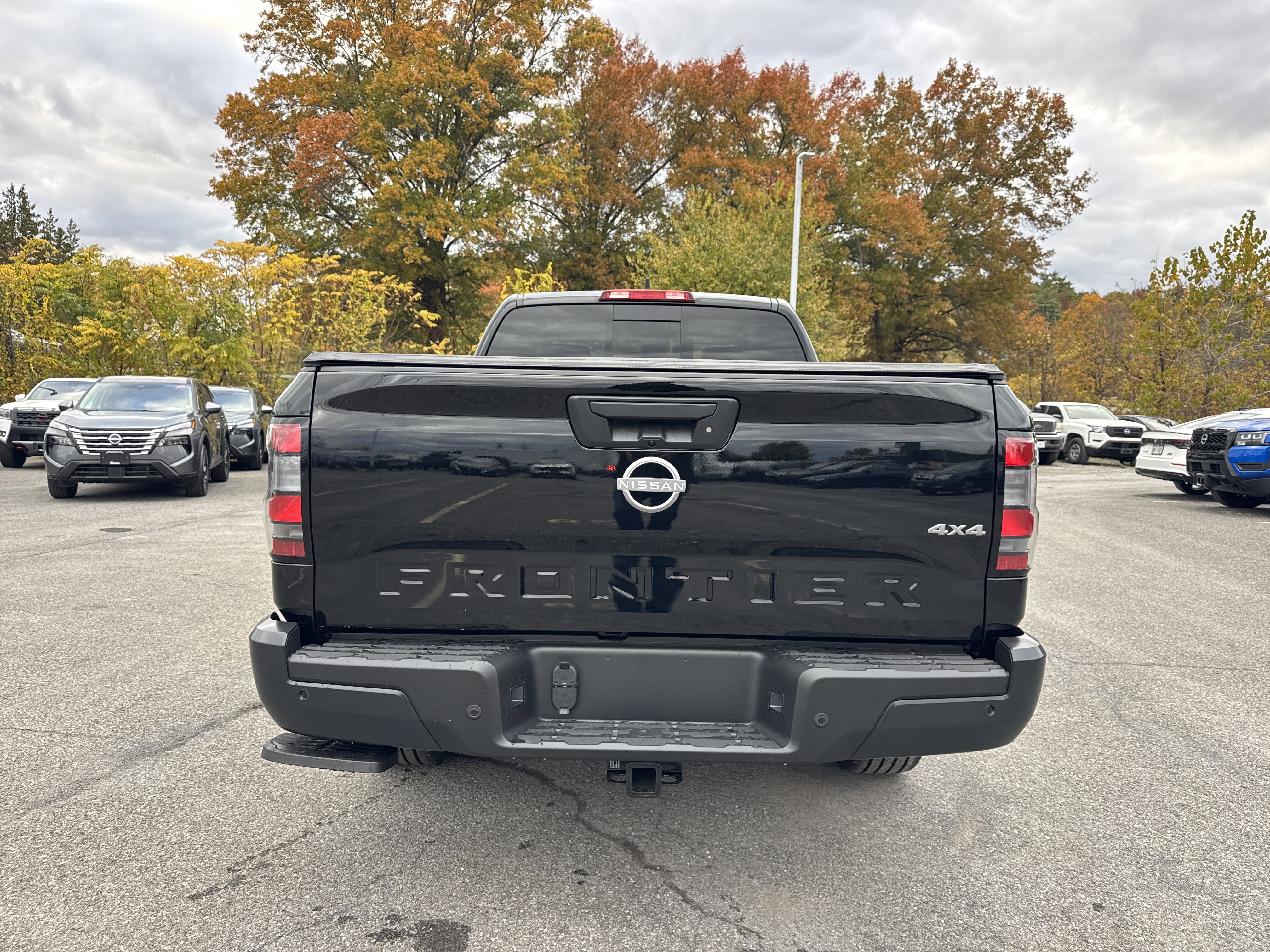 New 2026 Nissan Frontier S image 6