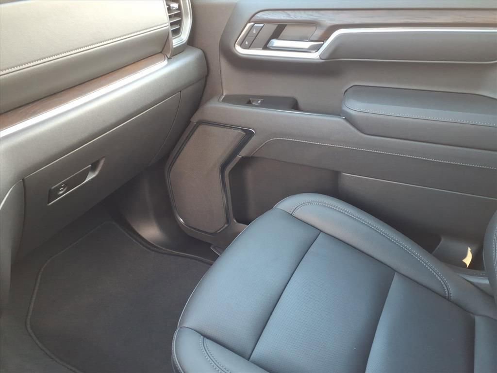 Used 2025 GMC Sierra 1500 SLT image 28