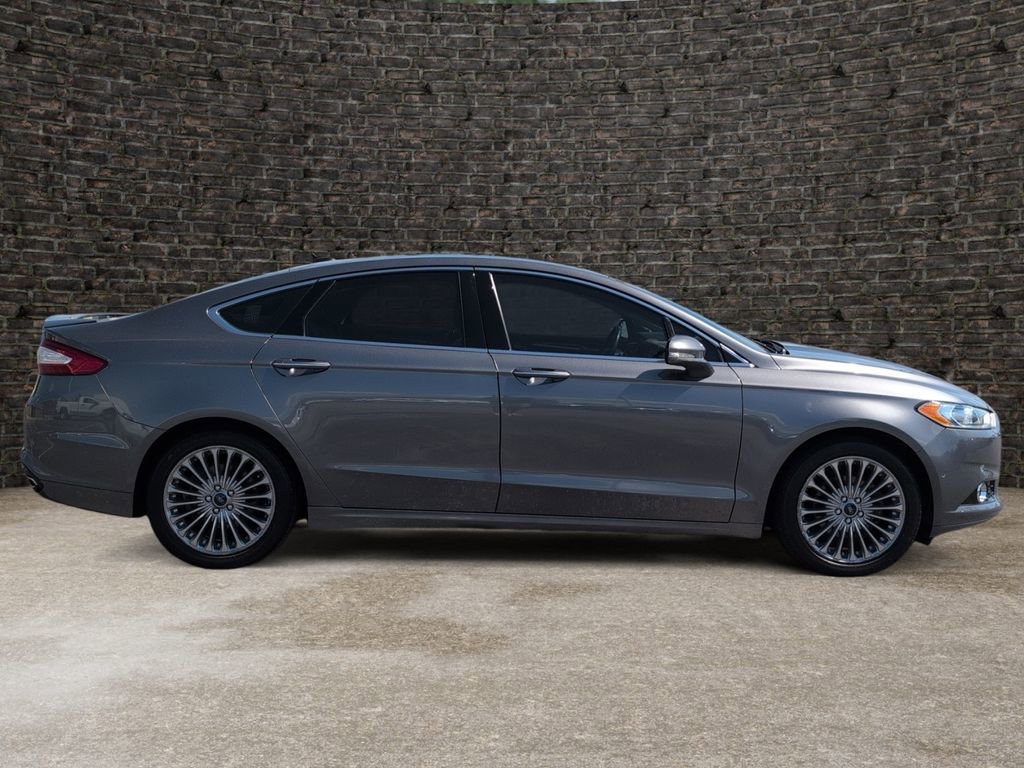 Used 2014 Ford Fusion Titanium FWD image 3