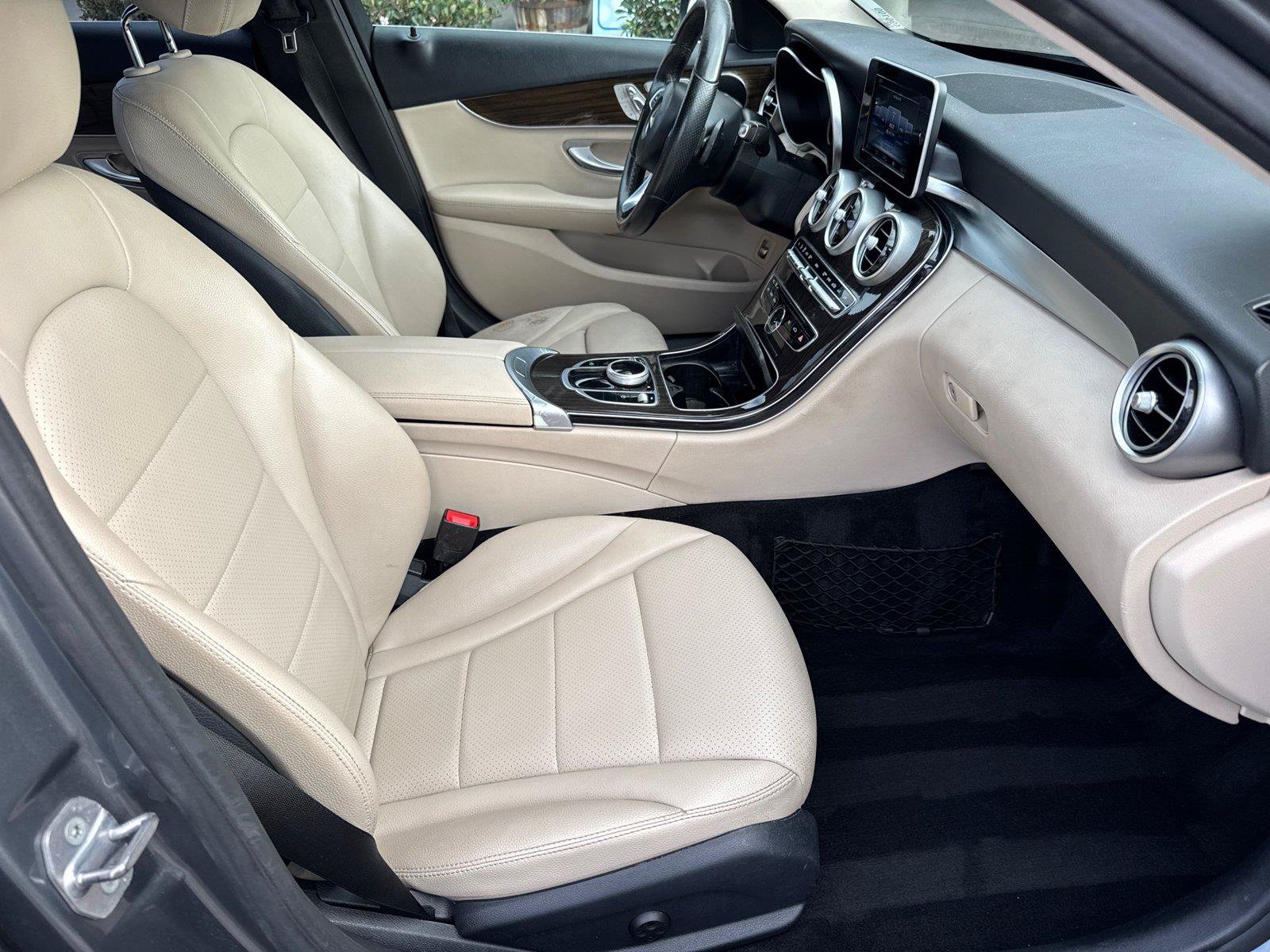 Used 2017 Mercedes-Benz C 300 Sedan image 15