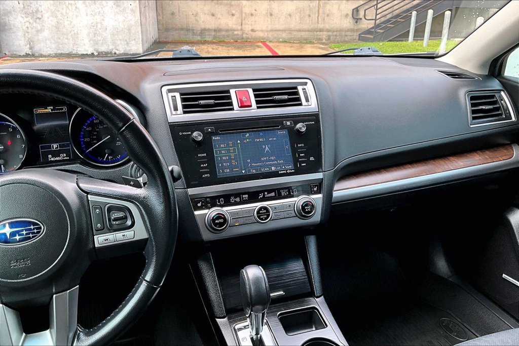 Used 2016 Subaru Outback 2.5i Limited AWD/4WD image 8
