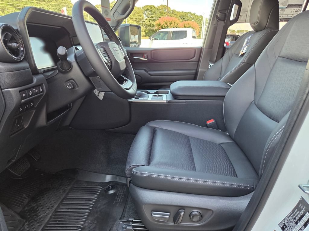 New 2027 Toyota Land Cruiser w/ Premium Package AWD/4WD image 4